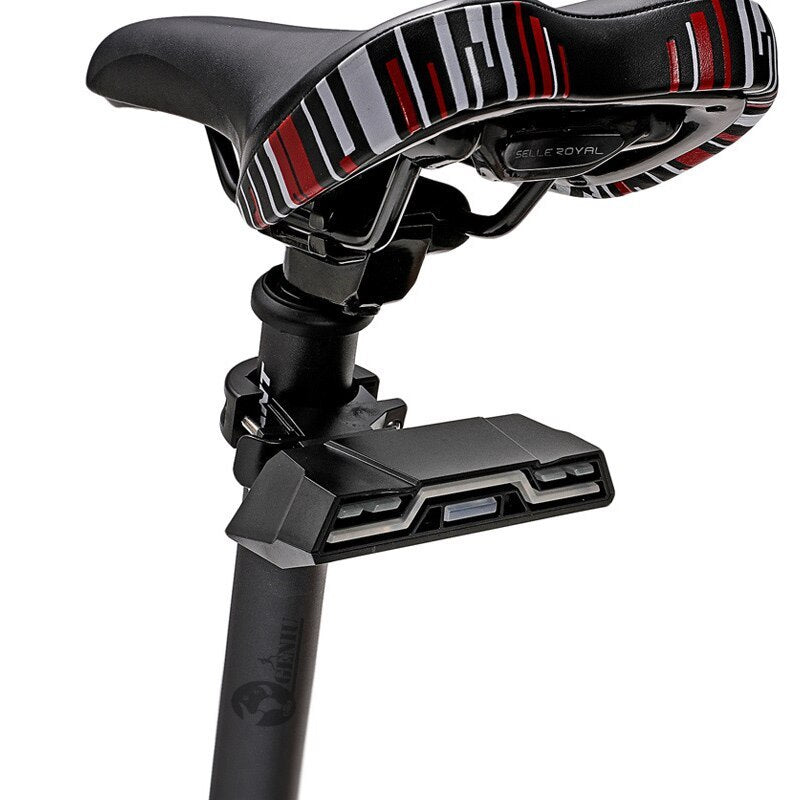 Wasserdichtes Fahrrad-Rücklichter – USB Wiederaufladbar, 3 Farbmodi